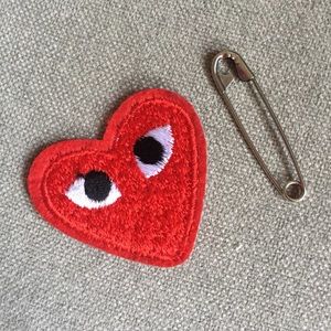 Heart face emoji patch